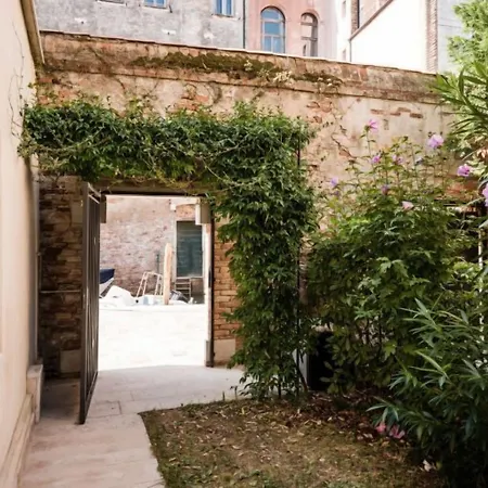 Myplace Cannaregio Townhouse ונציה