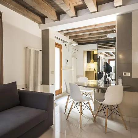 Myplace Cannaregio Townhouse Apartment Venice