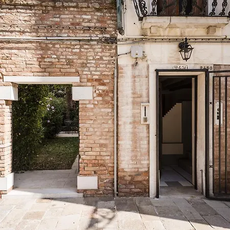 Myplace Cannaregio Townhouse Venecia