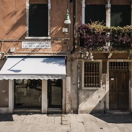 Myplace Cannaregio Townhouse Apartment Venice
